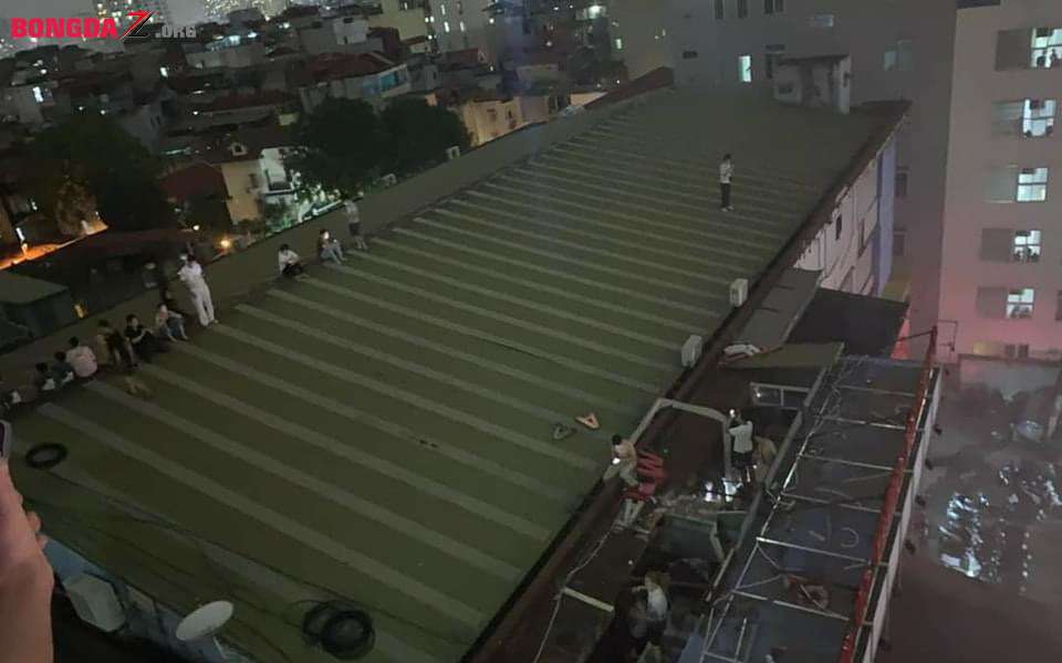 Hoãn các chương trình giải trí