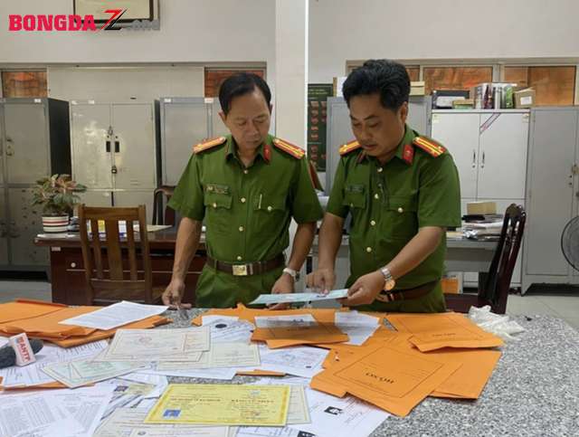 Sử dụng bằng cấp 3 giả thì bằng thạc sĩ, tiến sĩ có bị thu hồi?