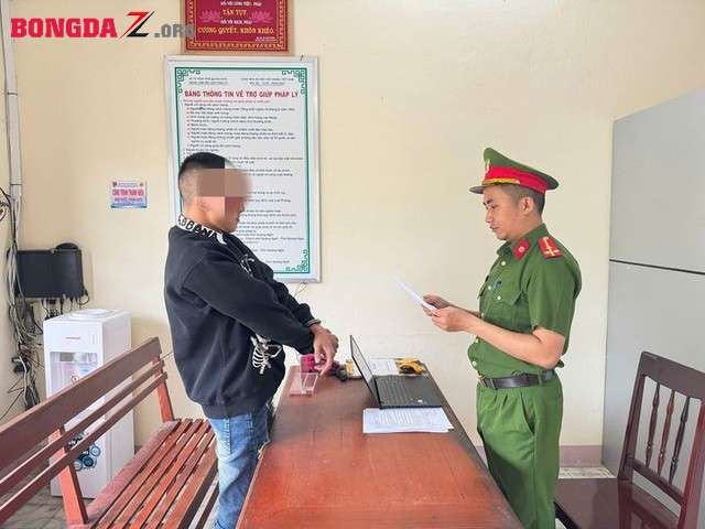 Nam thanh niên 26 tuổi nhiều lần quan hệ tình dục với 2 chị em sinh đôi 15 tuổi