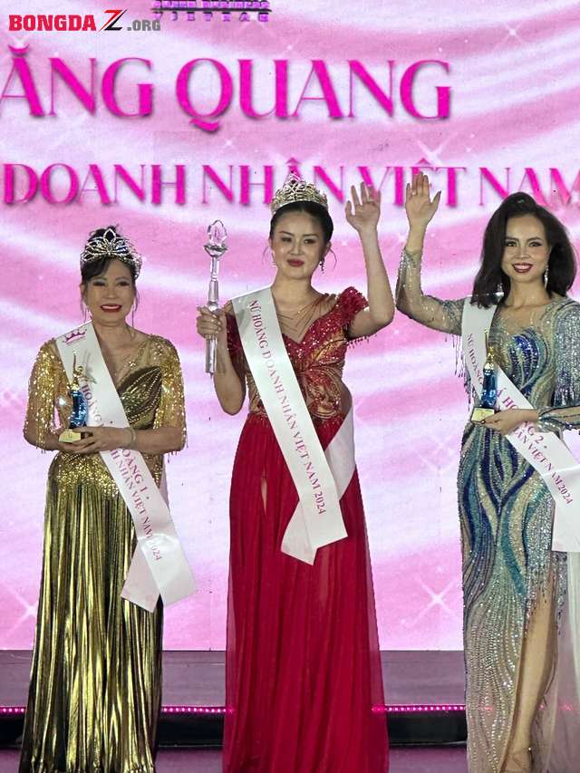 Nhan sắc dược sĩ thắng vương miện cuộc thi "Nữ hoàng Doanh nhân Việt Nam 2024"