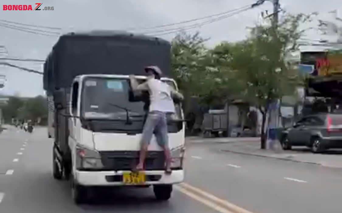 Thông tin mới vụ người đàn ông bám đầu xe tải ở Thủ Đức