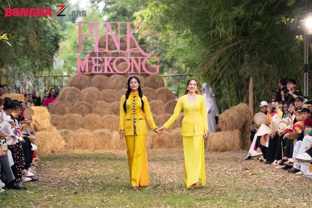 Xem Việt Trinh trình diễn thời trang